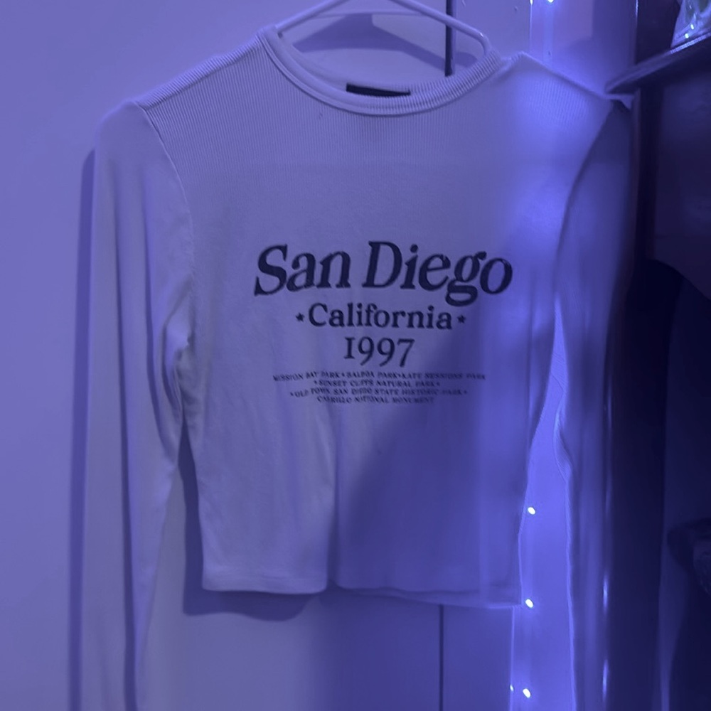 Long sleeve shirt , white, new, no tags,from H&M